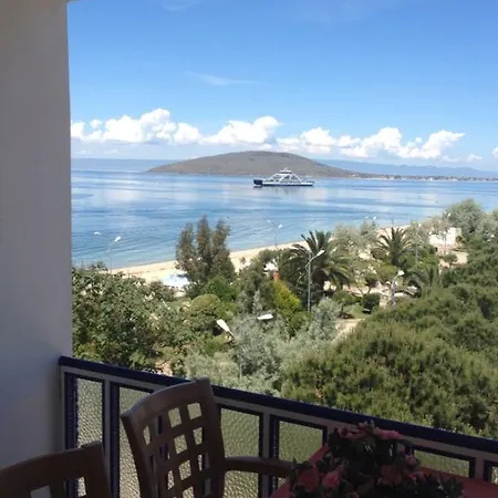 Ξενοδοχείο με διαμερίσματα Dilay Apart